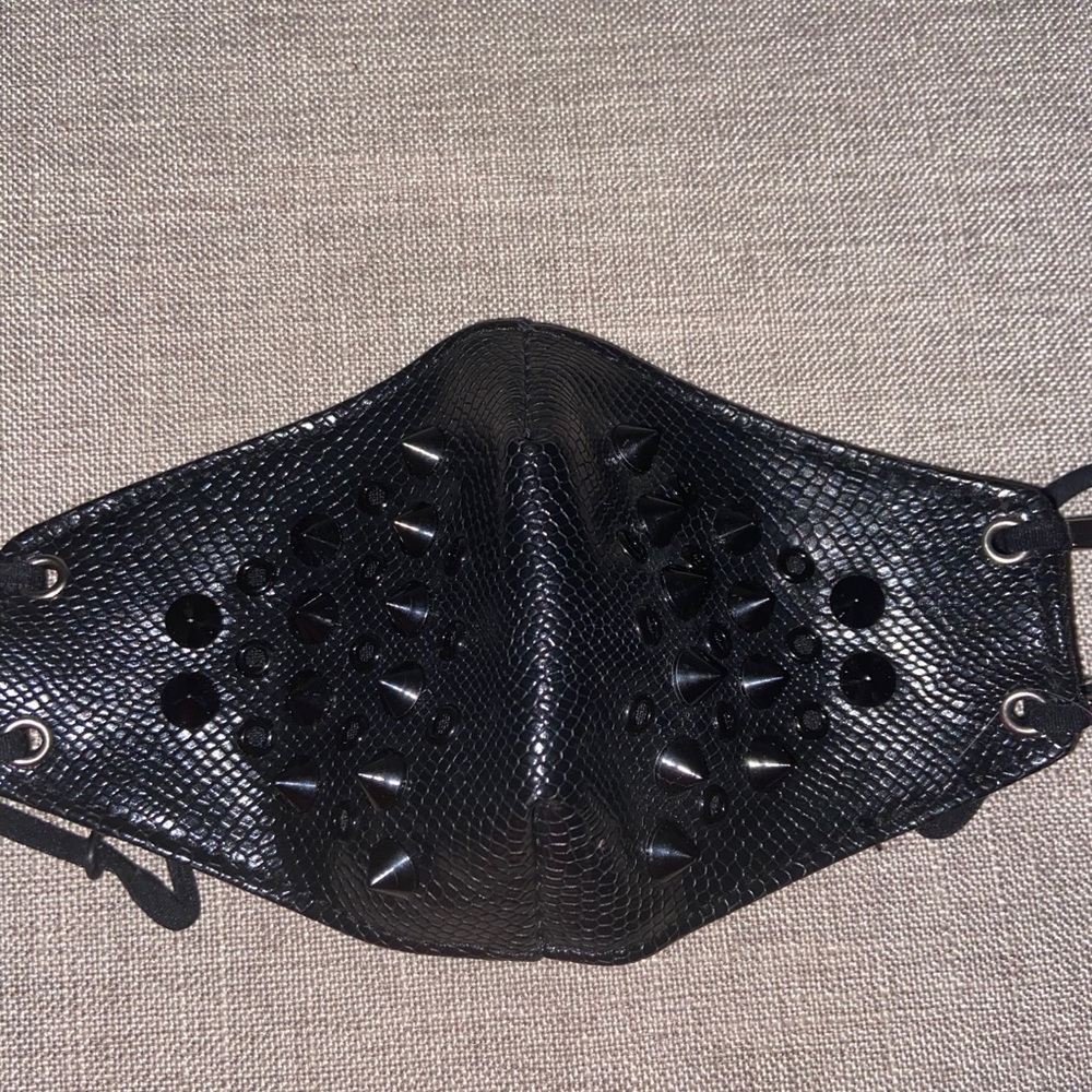 Face mask
